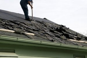 Professional roofers in North Liberty